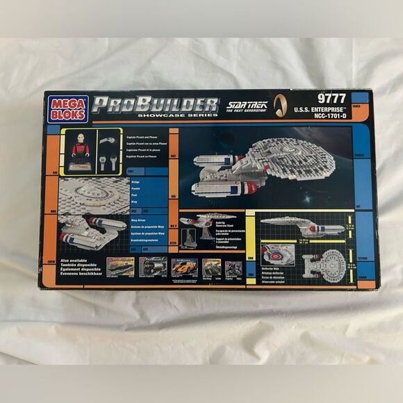 NIB Mega Bloks Star Trek The Next Generation USS Enterprise NC-1701-D - Picture 2 of 5